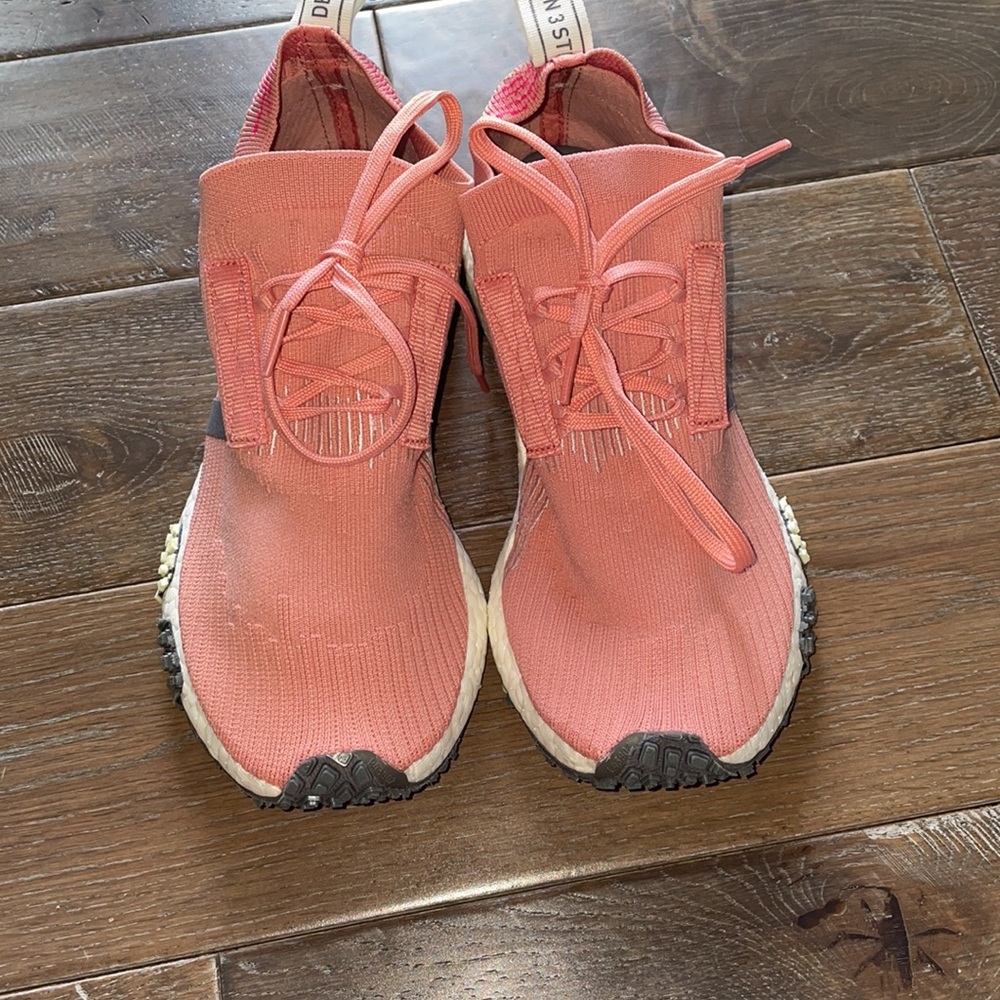 Womens pink adidas - Picture 2 of 6